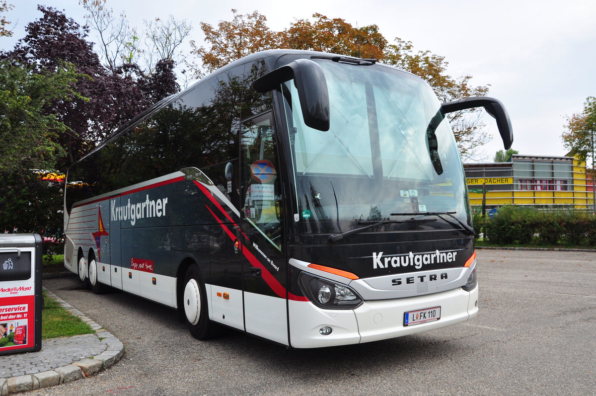 Setra 516 HD von Krautgartner Reisen aus sterreich in Krems gesehen.