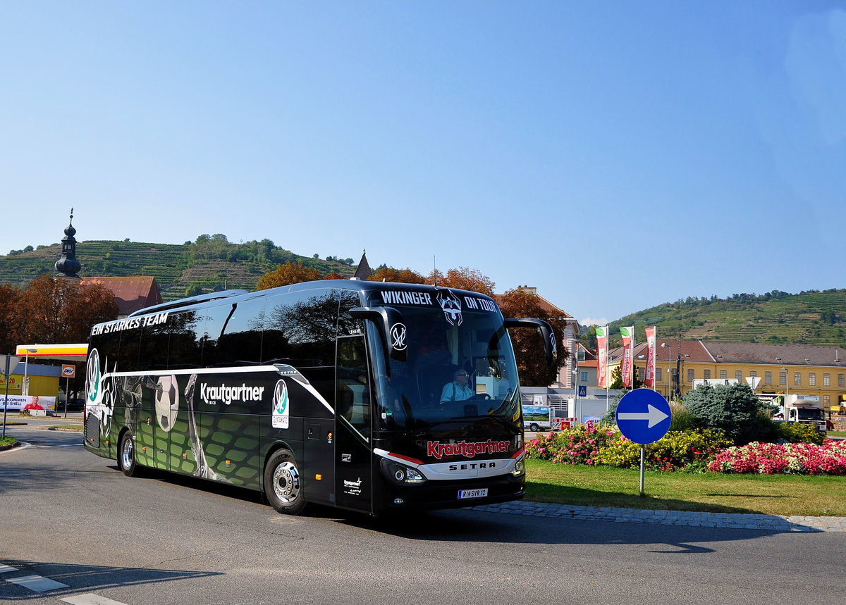 Setra 516 HD von Krautgartner Reisen aus �sterreich in Krems.
