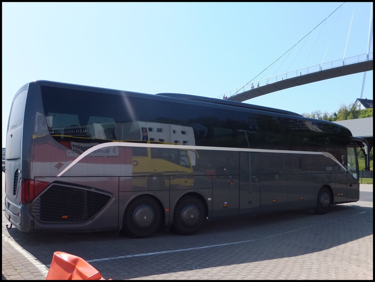 Setra 516 HD von Sollner aus Deutschland im Stadthafen Sassnitz.