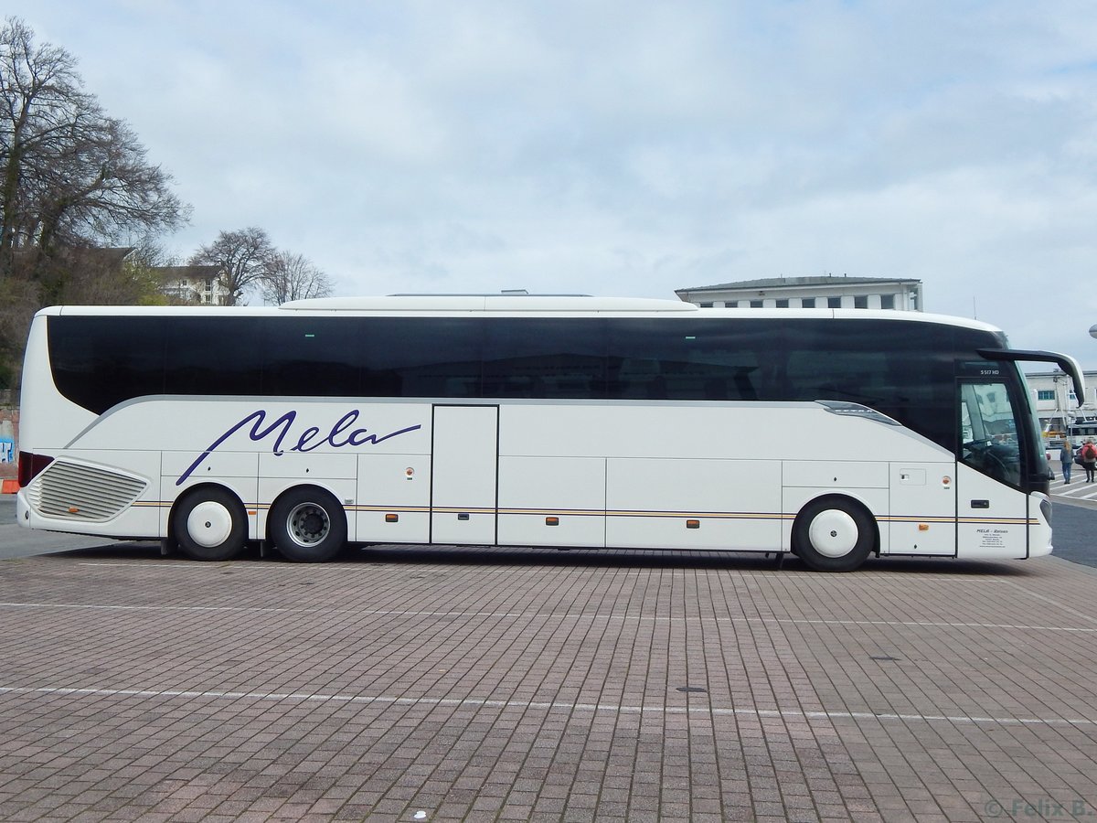 Setra 517 HD von Mela-Reisen aus Deutschland im Stadthafen Sassnitz.