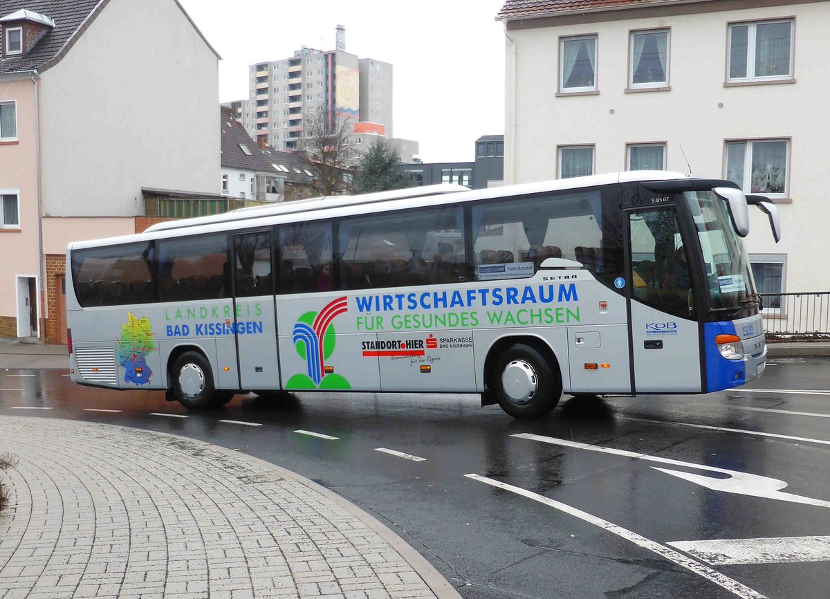 Setra S 415 GT als Werbetr�ger f�r den Landkreis Bad Kissingen unterwegs in Fulda, M�rz 2017 