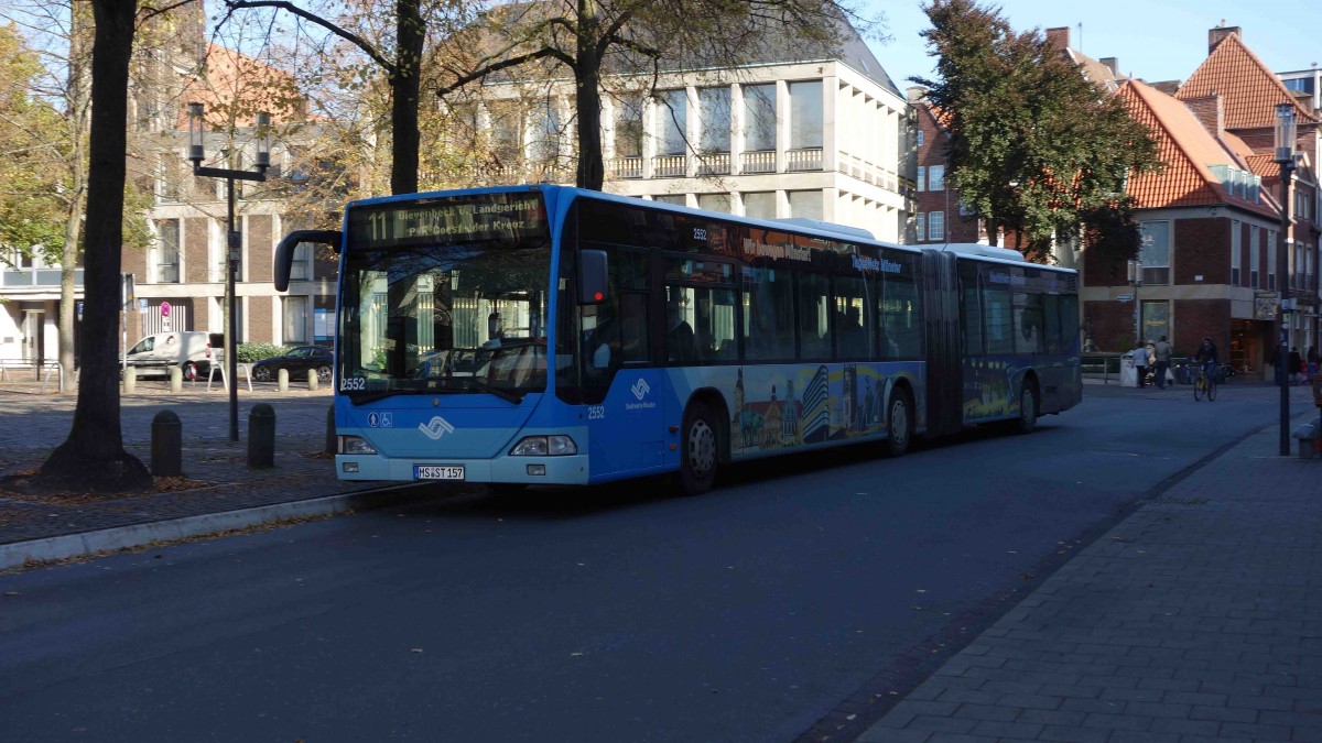 Stadtbus von M�nster auf seiner Tour im Oktober 2015