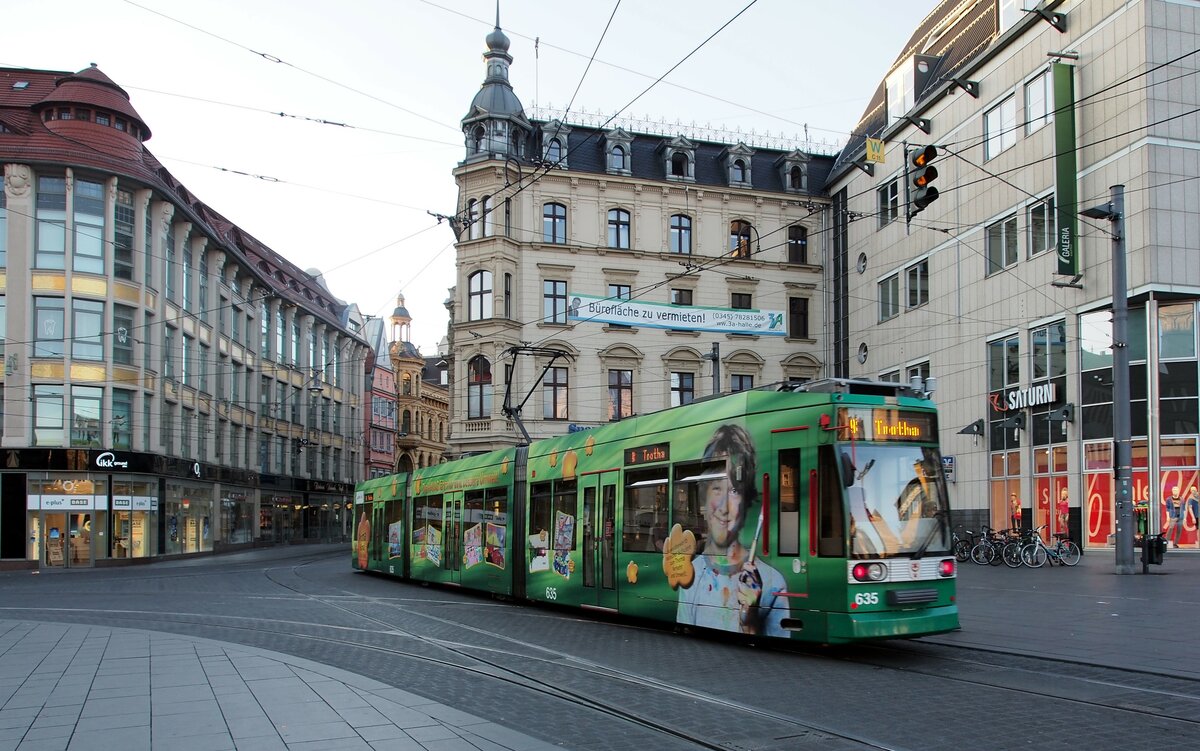 Stra�enbahn / Stadtverkehr ; Halle:  MGT6D Nr.625 von Bautzen Baujahr 1998 am Marktplatz in Halle am 30.06.2015.