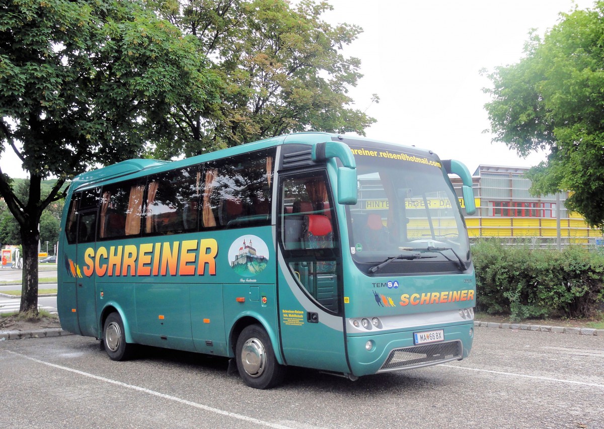 TEMSA OPALIN von SCHREINER Reisen / �sterreich am 25.6.2013 in Krems