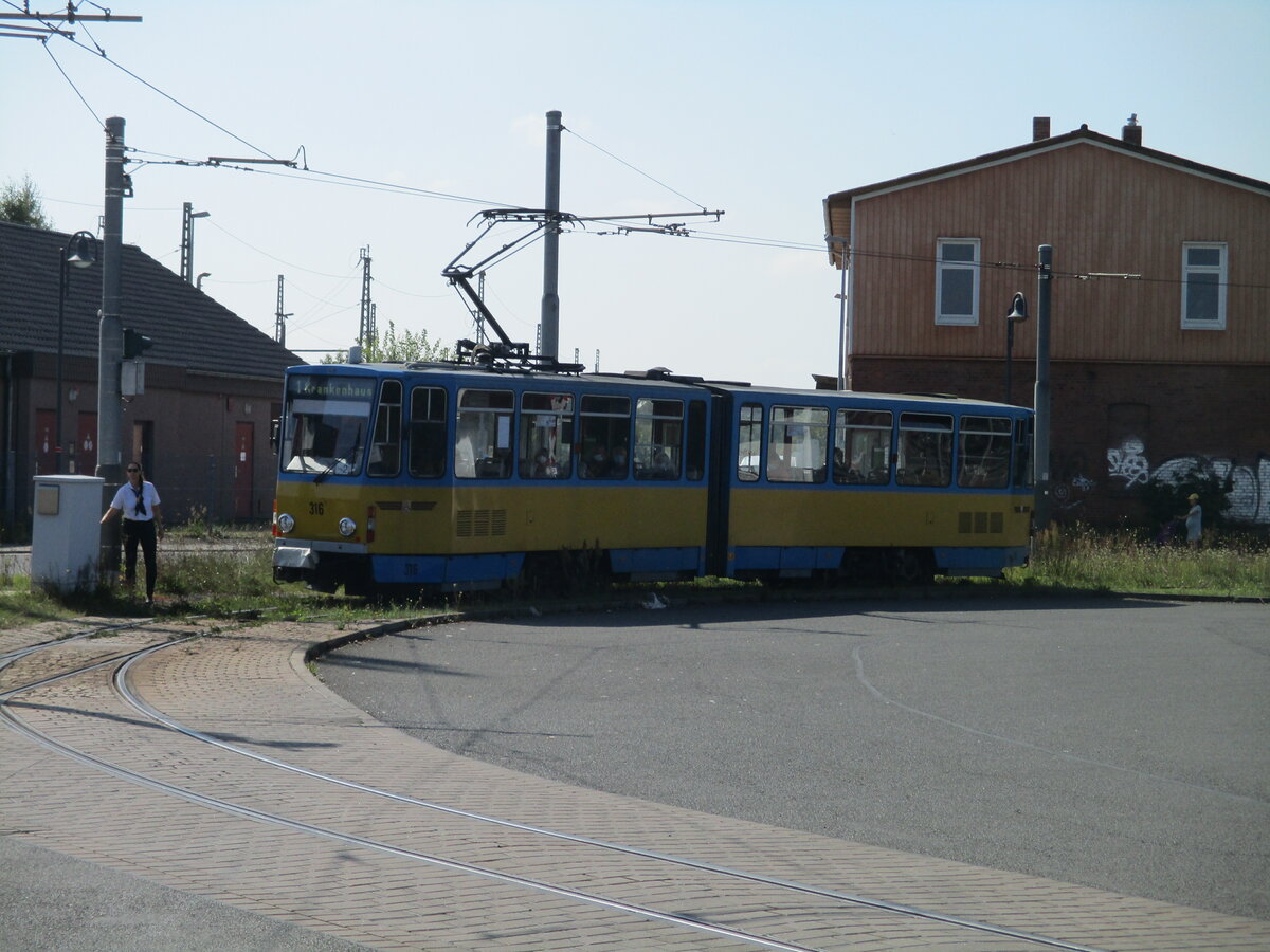 Tw 316,am 02.September 2021,am Hbf,in Gotha.