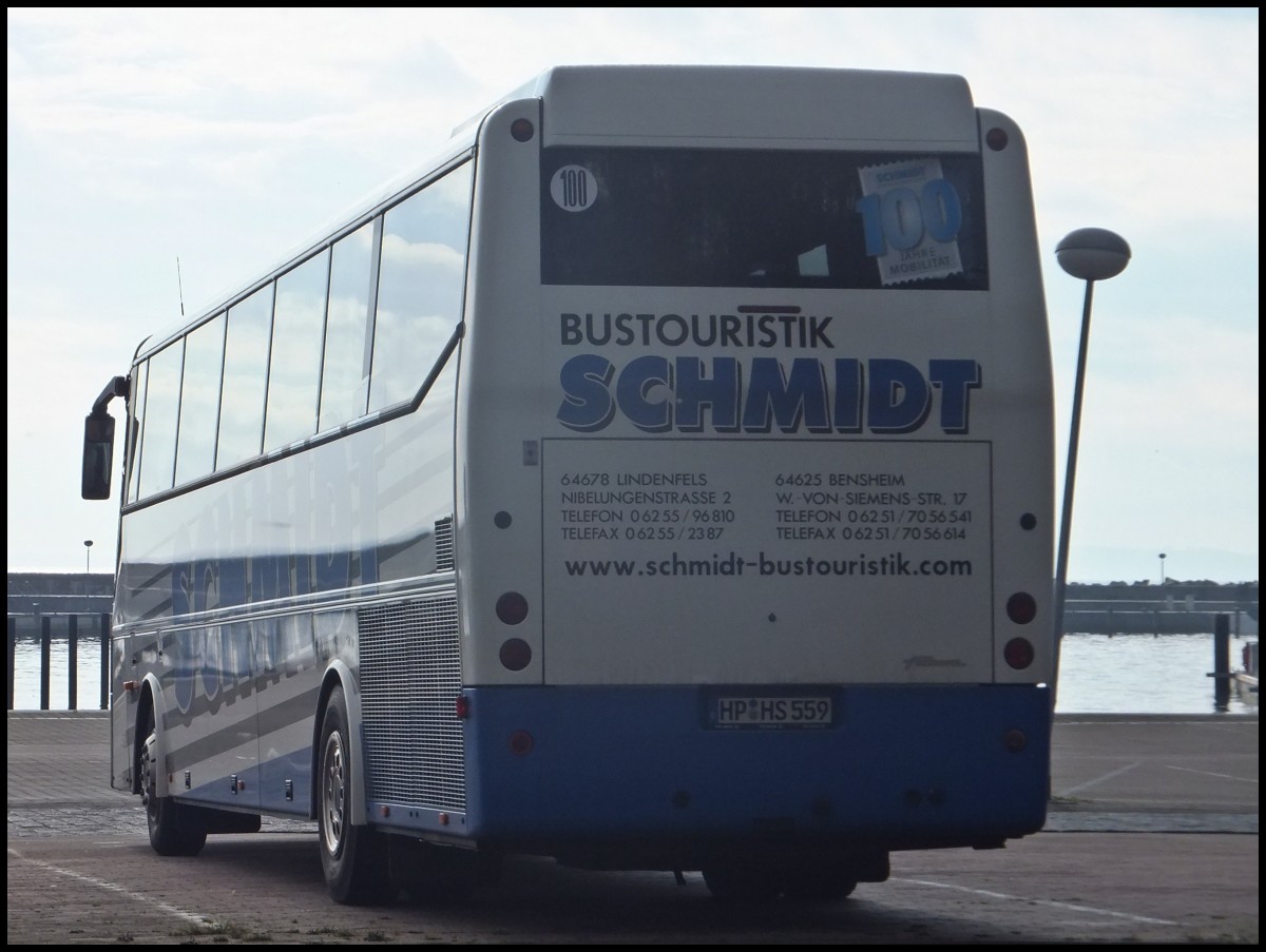 VDL Bova Futura von Schmidt aus Deutschland im Stadthafen Sassnitz.