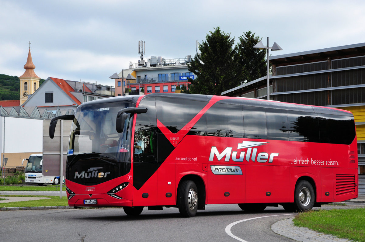 Viseon C11 von M�ller Reisen aus der BRD in Krems gesehen.