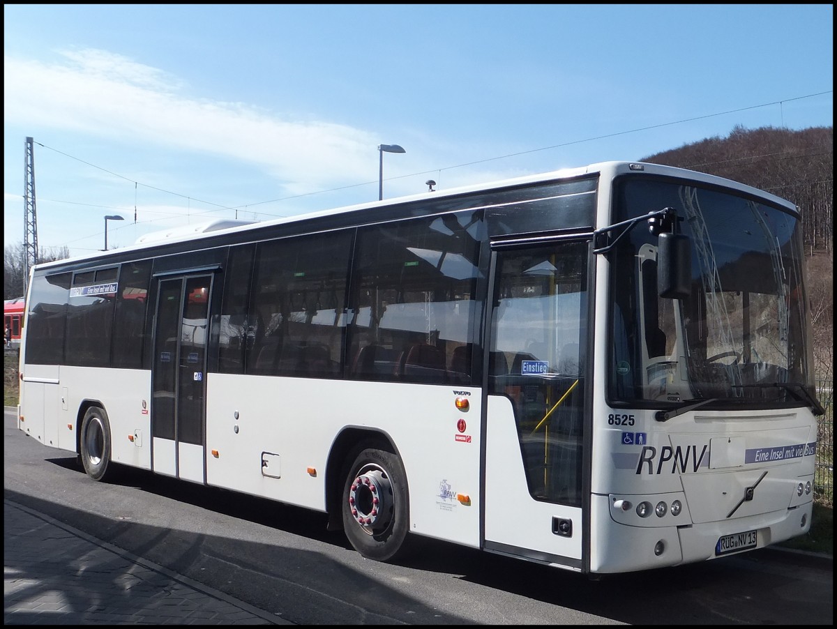 Volvo 8700 der RPPNV in Sassnitz.