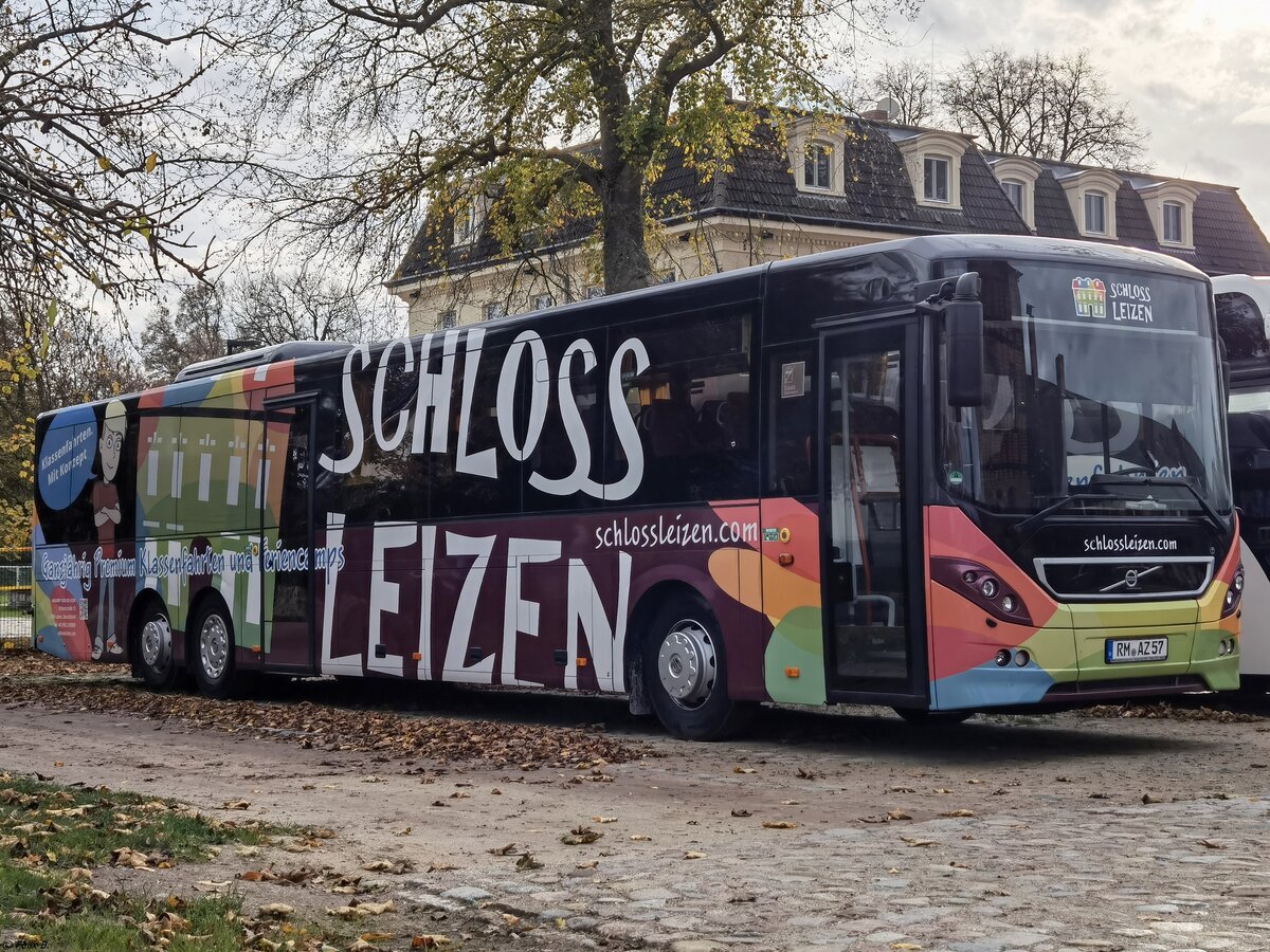 Volvo 8900 von Schloss Leizen aus Deutschland in Leizen.
