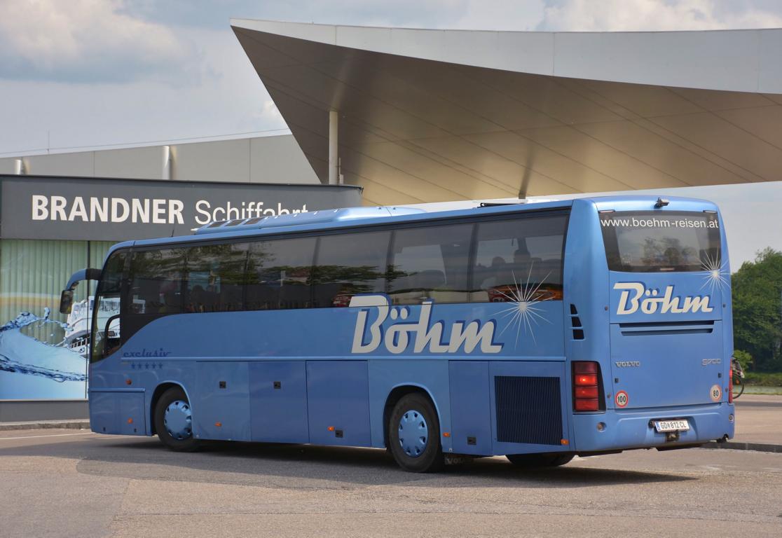 Volvo 9700 von BHM Reisen aus sterreich im Mai 2018 in Krems.