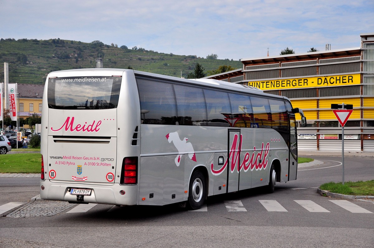 VOLVO 9700 von Meidl Reisen aus sterreich am 30.9.2014 in Krems.