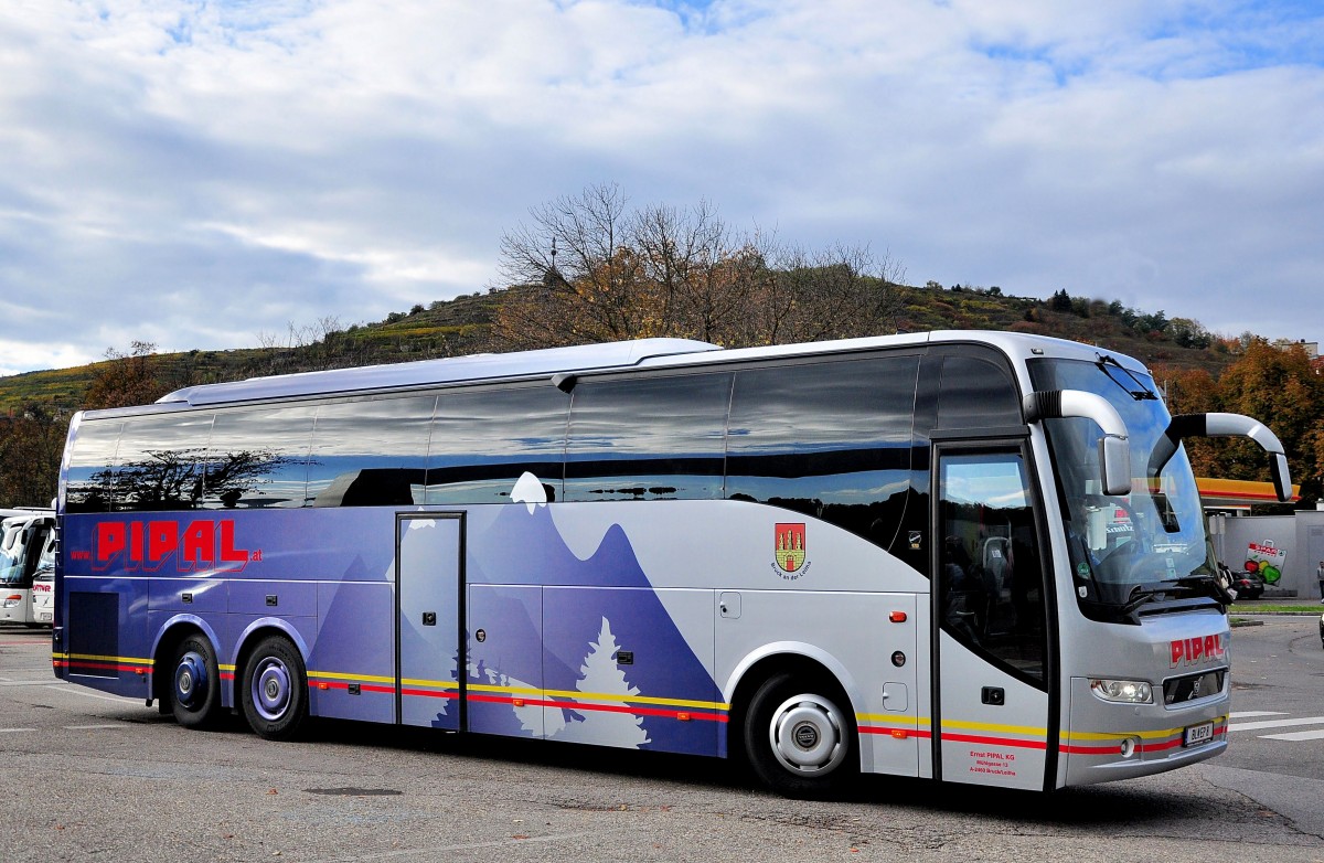 Volvo 9700 von Pipal Reisen aus �sterreich im Oktober 2013 in Krems.