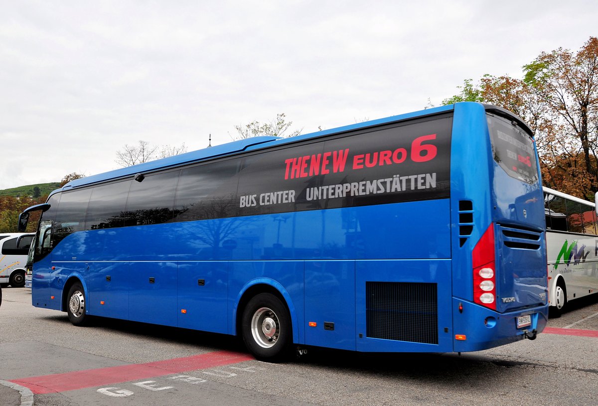 Volvo 9700 von Volvo sterreich in Krems gesehen.