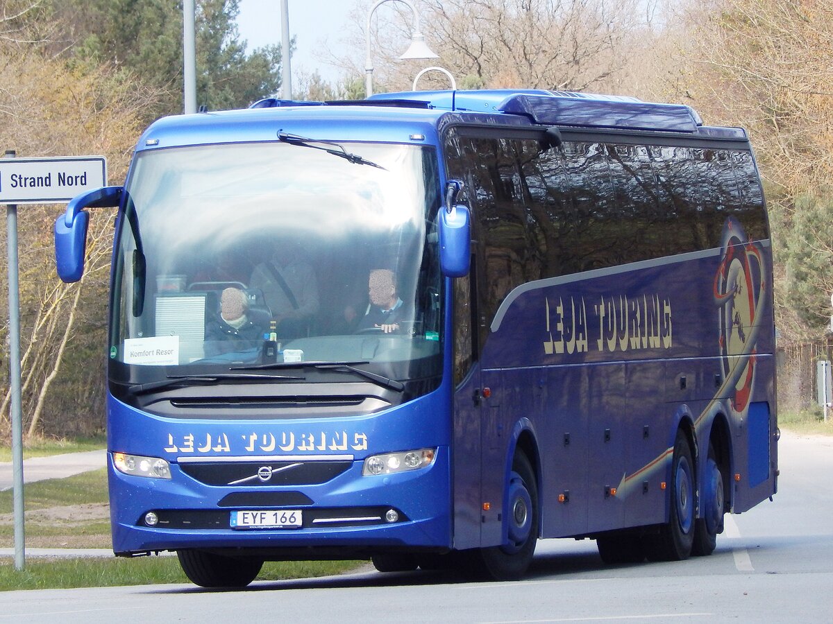 Volvo 9900 von Leja Touring aus Schweden in Binz.