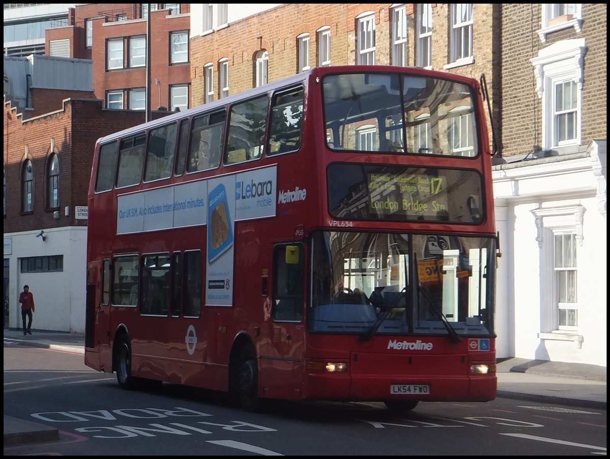 Volvo Plaxton von Metroline in London.