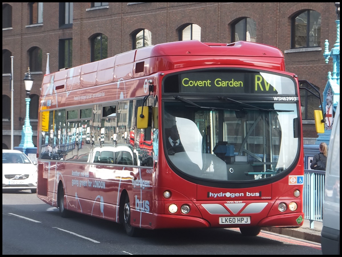 Volvo Wright von Tower Transit in London.