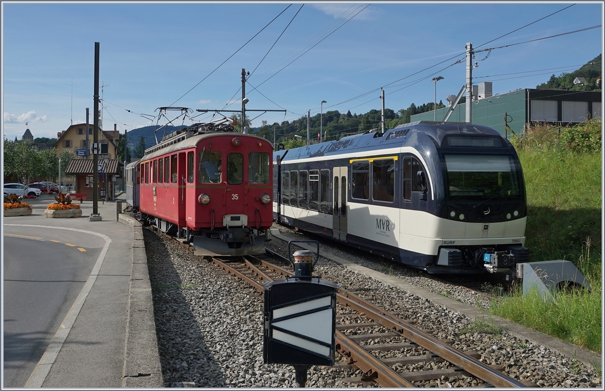 Von wenigen Sonderfahrten abgesehen ruht der Betrieb der Museumsbahn Blonay-Chamby vom Anfang November bis Anfang Mai, doch untätig ist man nicht: So wurde im Winter die Revision des RhB ABe 4/4 35 in Angriff genommen, was natürlich bedeutet, dass dieser zur Zeit nicht einsatzfähig, ist. Im Bild der RhB ABe 4/4 35 der Blonay Chamby Bahn im Sommer 2018  in Blonay. 

1. August 2018