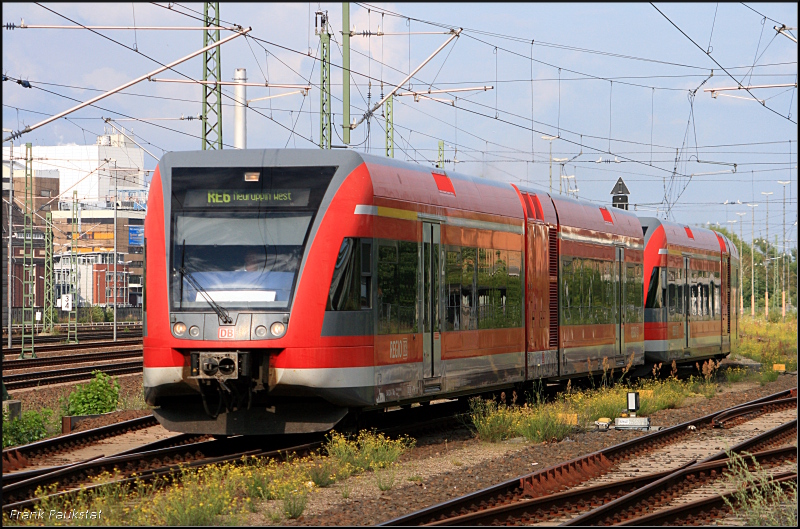 DB Regio 646 024-0 und 646 028-1 als RE6 Neuruppin West nach dem Kopfmachen (Berlin Beusselstra�e, 05.07.2009)