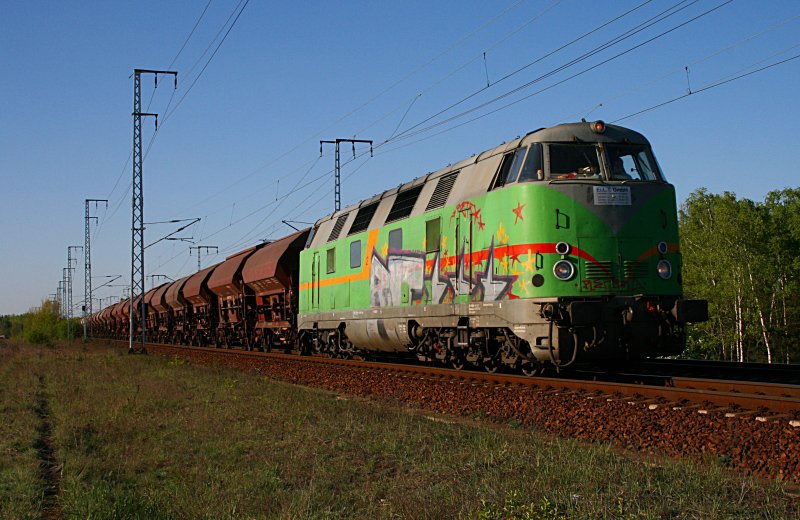 Ei.L.T. V180CC mit Tds-Wagen unterwegs (Angemietet von WAB, gesichtet Berlin Wuhlheide 21.04.2009).