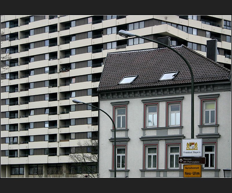 Fassadengegenstze, gesehen in Neu-Ulm. (Matthias)