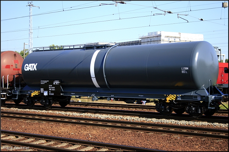 GATX 33 80 7956 832-9 D-GATXD Zas mit frischer Revision: 6 REV DEC 11.08.09 (Berlin Sch�nefeld, 15.08.2009)