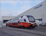 Rollout des ersten Kiss für die ÖBB.

4734 101 posiert erst mal werbewirksam vor dem Stadlerwerk St. Margrethen. April 2024. 