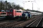 Hier  quetscht  sich die kleine MWB V252 an der gro�en 110 vorbei (Berlin Wannsee, 10.04.2009).