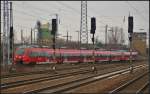 DB Regio 442 320 und 442 134 am 03.04.2013 als RB14 zum Endhalt Sch�nefeld Flughafen um dann zur�ck nach Nauen zu fahren