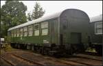 D-LDC 55 80 29-11 375-7 Dienst in Berlin-Schoeneweide, 20.09.2014
<br><br>
Beim 11. Berliner Eisenbahnfest war auch der Begleiterwagen des Lausitzer Dampflokclub e.V. auf dem Vereinsgelände abgestellt.