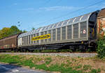 Transwaggon vierachsiger, grorumiger Drehgestell-Schiebewandwagen der Gattung Habbiins 17, 33 85 2740 809-4 CH-TWA, Gattung Habbiins 17, am 28.08.2018 im Zugverband bei Zugdurchfahrt in Bad Honnef.