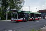 Wagen 1493 verl�sst am 10.05.24 als Betriebsfahrt den Betriebshof Br�nninghausen. Wie viele andere Betriebe auch, suchen die DSW nach Mitarbeitern und fordern Interessenten unter anderem �ber Texte auf den Au�enanzeigen der Busse zur Bewerbung auf.