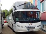 Neoplan Starliner von Schütz Reisedienst aus Deutschland in Neubrandenburg.