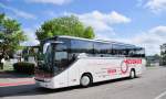 Setra 415 GT-HD von Neubauer Reisen aus sterreich am 24.Mai 2014 in Krems gesehen.