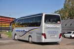 Setra 411 HD von Weiss Reisen aus �sterreich am 28.9.2014 in Krems.