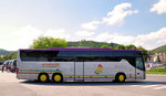 Setra 416 GT-HD von R.Weber Reisen aus der BRD in Krems gesehen.