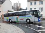 Setra S 415 GT als Werbetr�ger f�r den Landkreis Bad Kissingen unterwegs in Fulda, M�rz 2017 