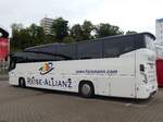 VDL Futura von Reise-Allianz/Optimal-Reisen Forsmann aus Deutschland im Stadthafen Sassnitz. 