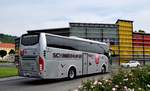 Volvo 9900 von Schmidhofer Reisen aus �sterreich in Krems.