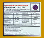 Anschriftentafel des Goldschmidt SRS (Smart Rail Solutions) Zweiwege-Oberleitungsmontagefahrzeug OMF vom Typ LRB26 TC 10-1T2 TS mit Trommelbock, der SPITZKE SE (Grobeeren), hier am 20 Mai 2025 auf der 29. Internationale Ausstellung Fahrwegtechnik 2025 (iaf) in Mnster. Das Fahrzeug ist als Gleisfahrbare Baumaschine Registrier-Nr. G 9931 011 eingestellt. Das Basisfahrzeug/Fahrgestell ist ein Volvo FM 430 Euro 6 (6x2).