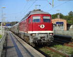 Der Strandexpress,am 24.August 2024,Binz-Potsdam,gezogen von der 232 601 legte in Bergen/Rügen einen kurzen Halt ein.