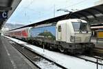 Bonusbild: 193 247 Siemens Vectron 91 80 6193 247-4 D-ELOC mit IRE 200 in Ulm am 20.12.2022.