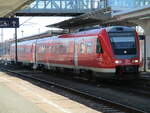 Auf Anschluß wartete,am 28.Februar 2023,in Sonneberg der 612 594.
