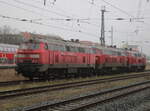 Am Mittag des 22.12.2025 standen 218 418+218 431 und 218 425 im Rostocker Hbf.