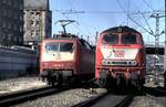 120 118-5 und 218 401-8 in Ulm am 02.03.1997.