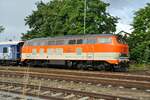 218 117-0 in City-Bahn Lackierung (92 80 1 218 117-0 D-KHR) hat den 500 to Trafo nach V�hringen gebracht und hat Pause bis zum R�cktransport des leeren Tragschnabelwagens, am 29.07.2023.
