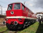 130 002, Baujahr 1970 mit der Fabriknummer 0002 vom Hersteller Worschilowgrad (UdSSR), Leistung 3000PS und Vmax 140km/hbeim .Dresdner Dampfloktreffen am 17.04.2015.