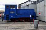 Am trüben Morgen von 23 Mai 2015 steht ex-DR 102 965 ins Bw von Arnstadt.