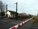 642 717, die Zugverbindung Ulm - Illertissen und zur�ck, verl��t die Haltestelle Gerlenhofen.