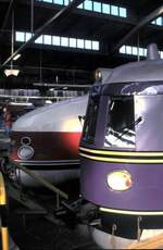 SVT 137 und daneben VT 18.16.07 beim Jubiläum 100 Jahre DB Museum Nürnberg am 16.10.1999.