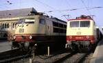 103 136-8 und 120 005-4 in Nürnberg am 11.07.1982.